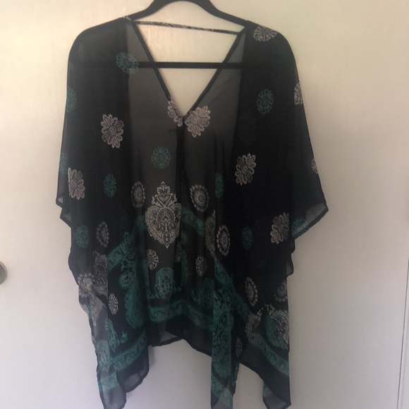 Pretty Colorful Sheer Kimono Top - Picture 5 of 5